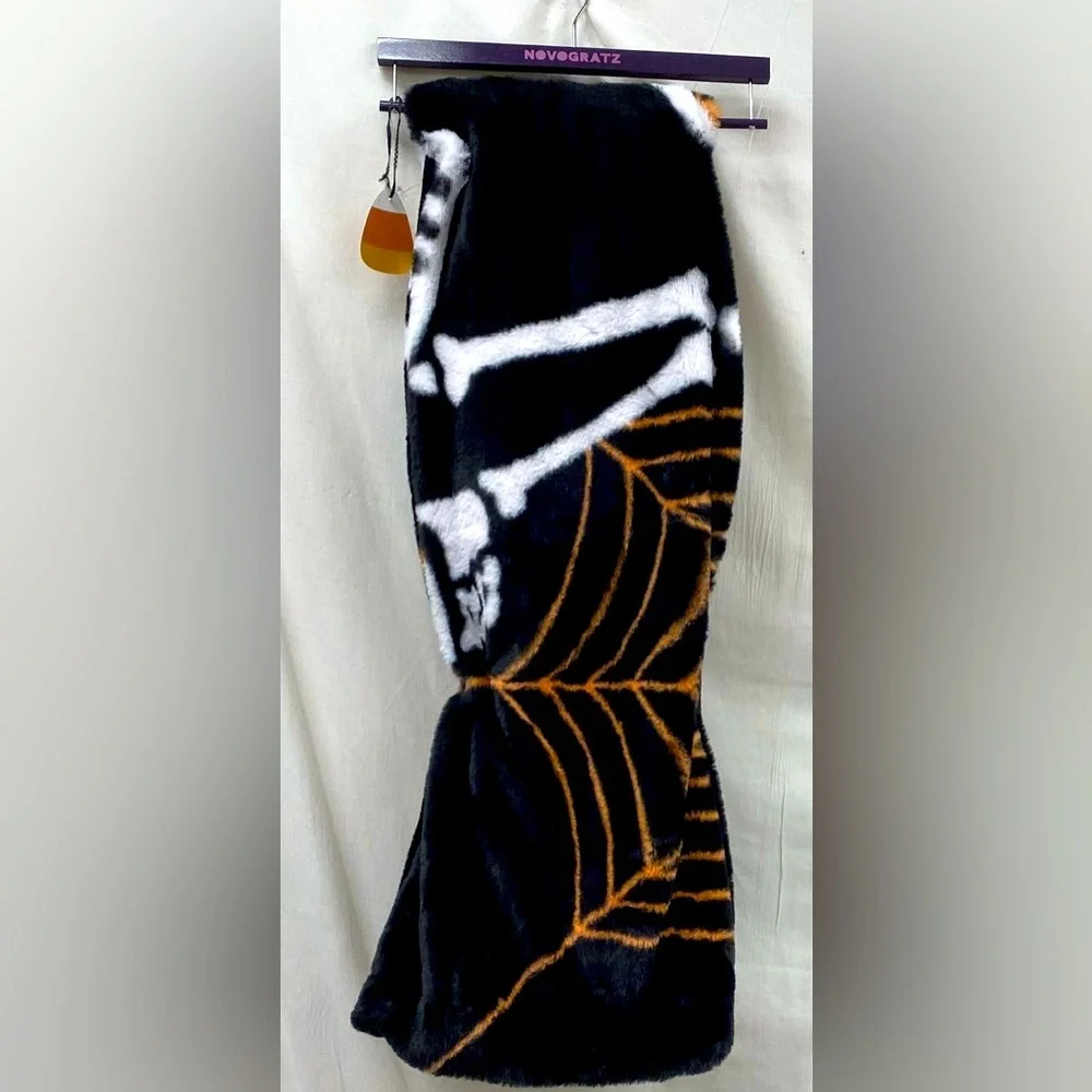 NWT Novogratz Halloween Skeleton Plush Fleece Oversized Throw Blanket Fall Cozy